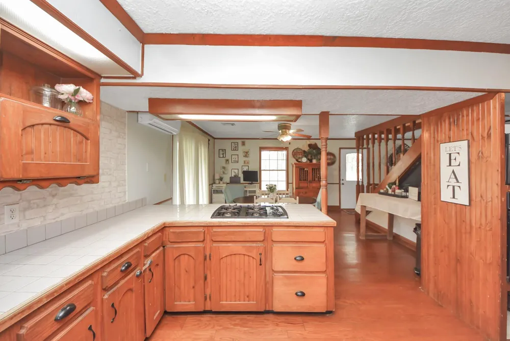 1054 County Road 650 Dayton, TX 77535