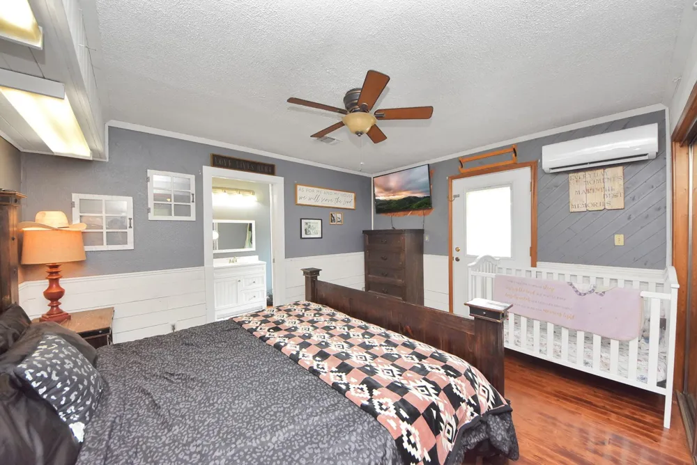 1054 County Road 650 Dayton, TX 77535