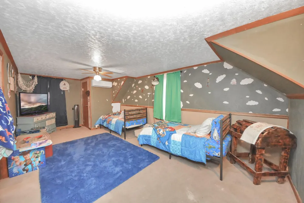 1054 County Road 650 Dayton, TX 77535