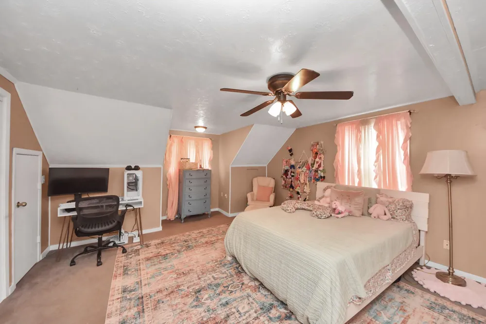 1054 County Road 650 Dayton, TX 77535