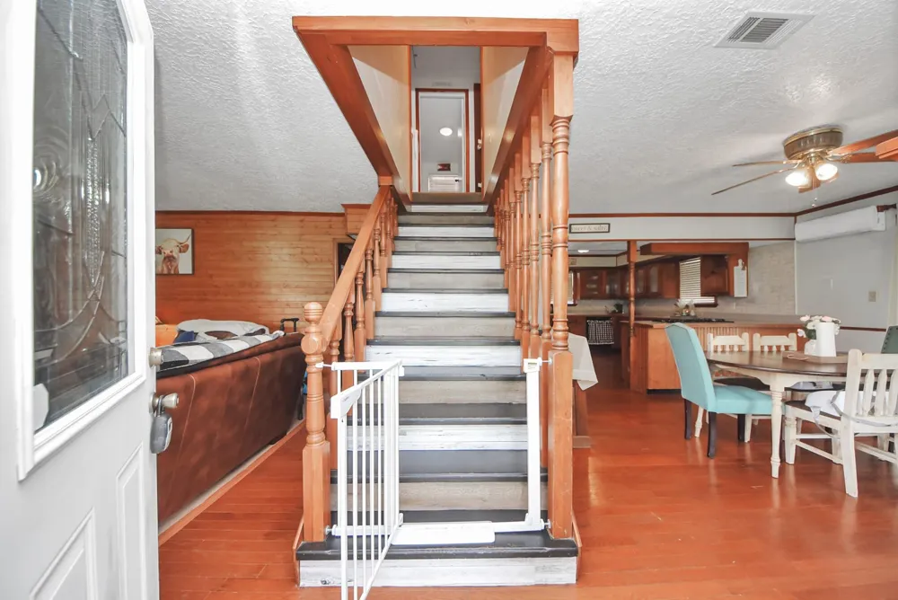 1054 County Road 650 Dayton, TX 77535
