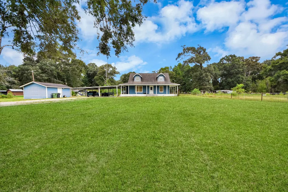 1054 County Road 650 Dayton, TX 77535
