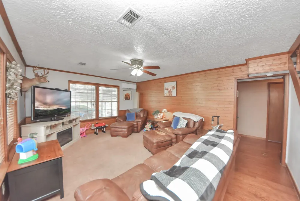 1054 County Road 650 Dayton, TX 77535