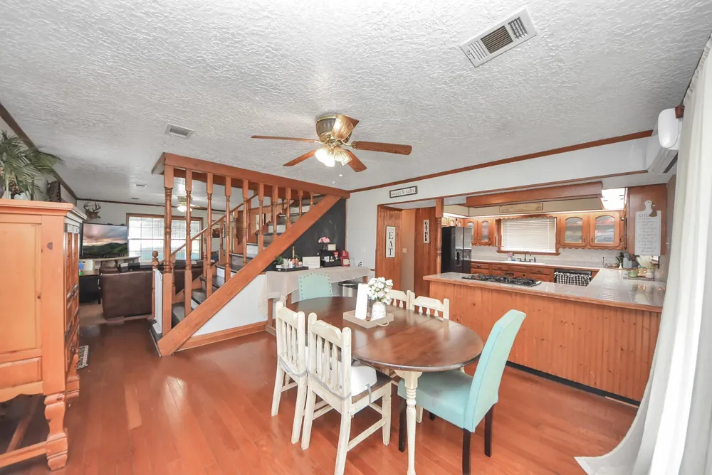 1054 County Road 650 Dayton, TX 77535