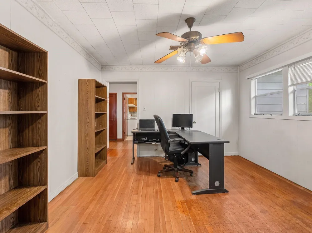 209 Schilling Street Baytown, TX 77520