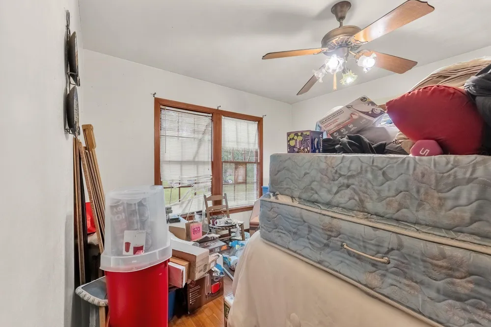 209 Schilling Street Baytown, TX 77520
