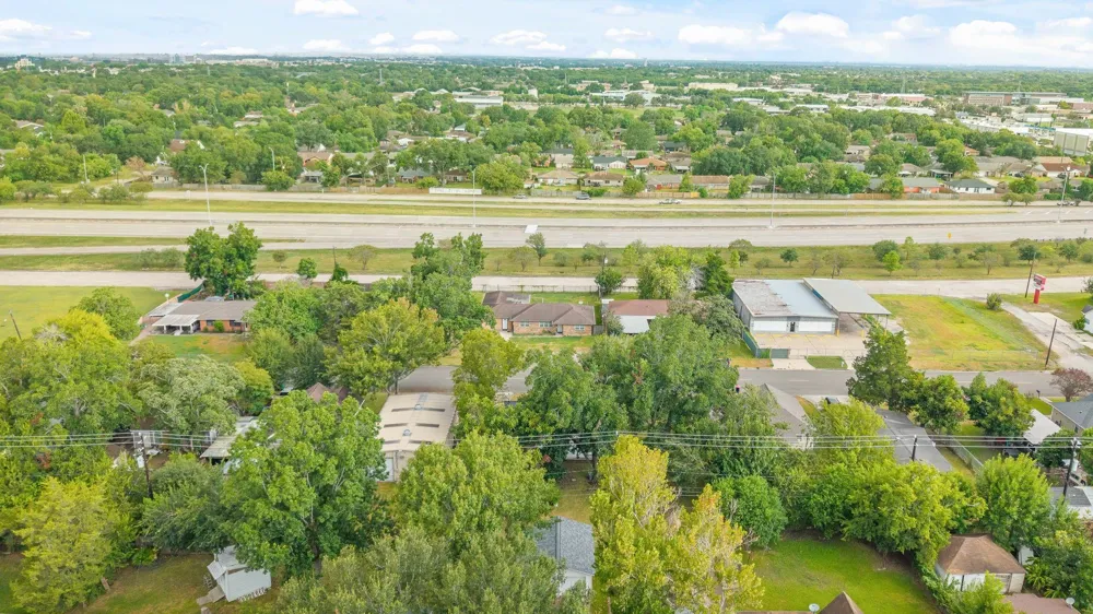 209 Schilling Street Baytown, TX 77520