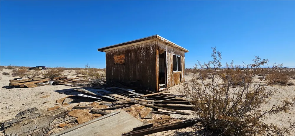 800 Pioneer Trail 29 Palms, CA 92277