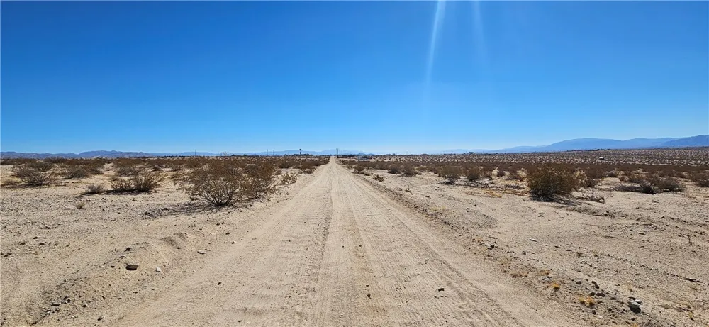 800 Pioneer Trail 29 Palms, CA 92277