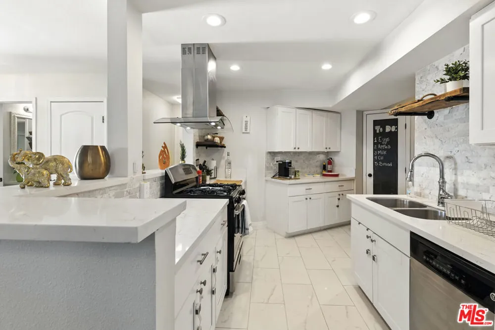 13320 Calle Amapola Desert Hot Springs, CA 92240