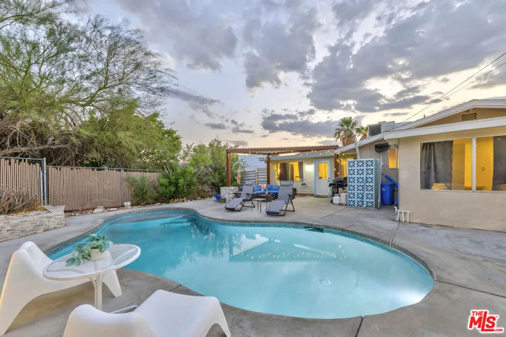13320 Calle Amapola Desert Hot Springs, CA 92240