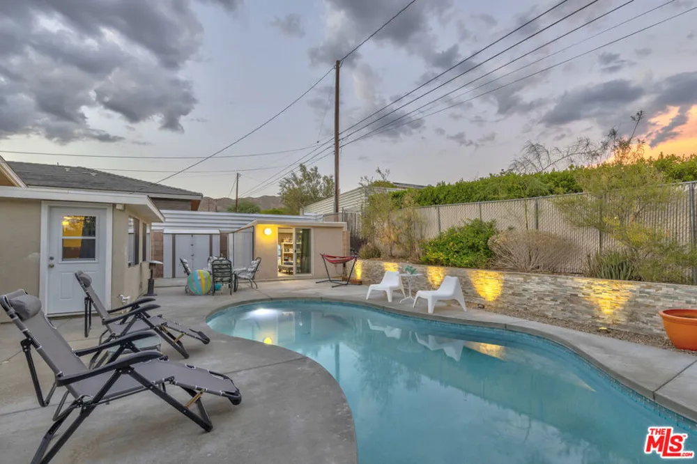 13320 Calle Amapola Desert Hot Springs, CA 92240