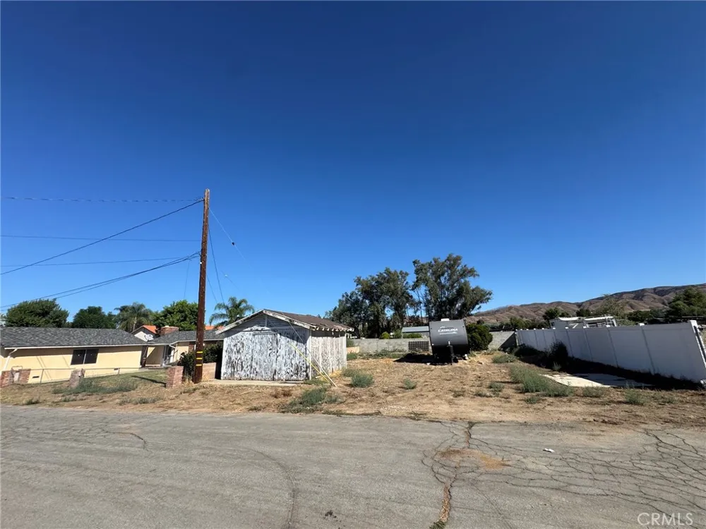 12597 13th Street Yucaipa, CA 92399