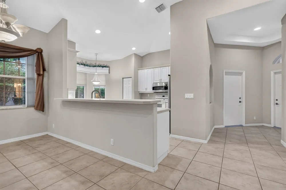 2426 SANDY CAY West Palm Beach, FL 33411