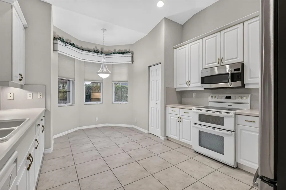 2426 SANDY CAY West Palm Beach, FL 33411