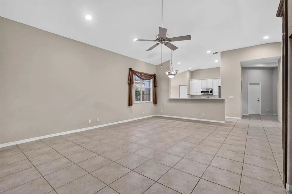 2426 SANDY CAY West Palm Beach, FL 33411