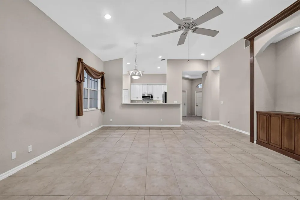 2426 SANDY CAY West Palm Beach, FL 33411