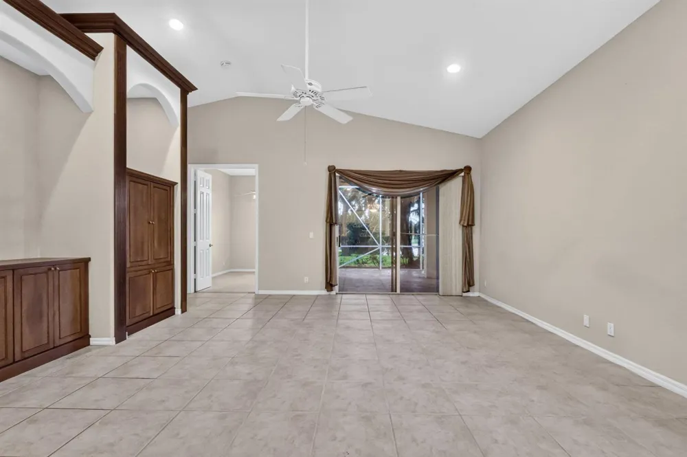 2426 SANDY CAY West Palm Beach, FL 33411