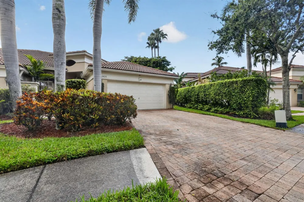 2426 SANDY CAY West Palm Beach, FL 33411