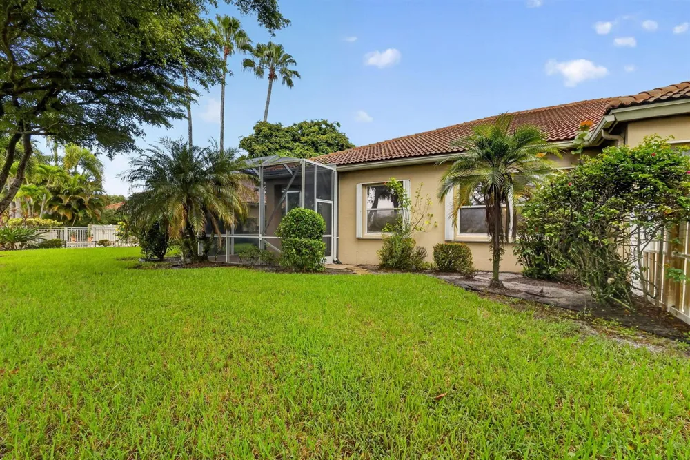 2426 SANDY CAY West Palm Beach, FL 33411