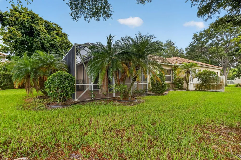 2426 SANDY CAY West Palm Beach, FL 33411