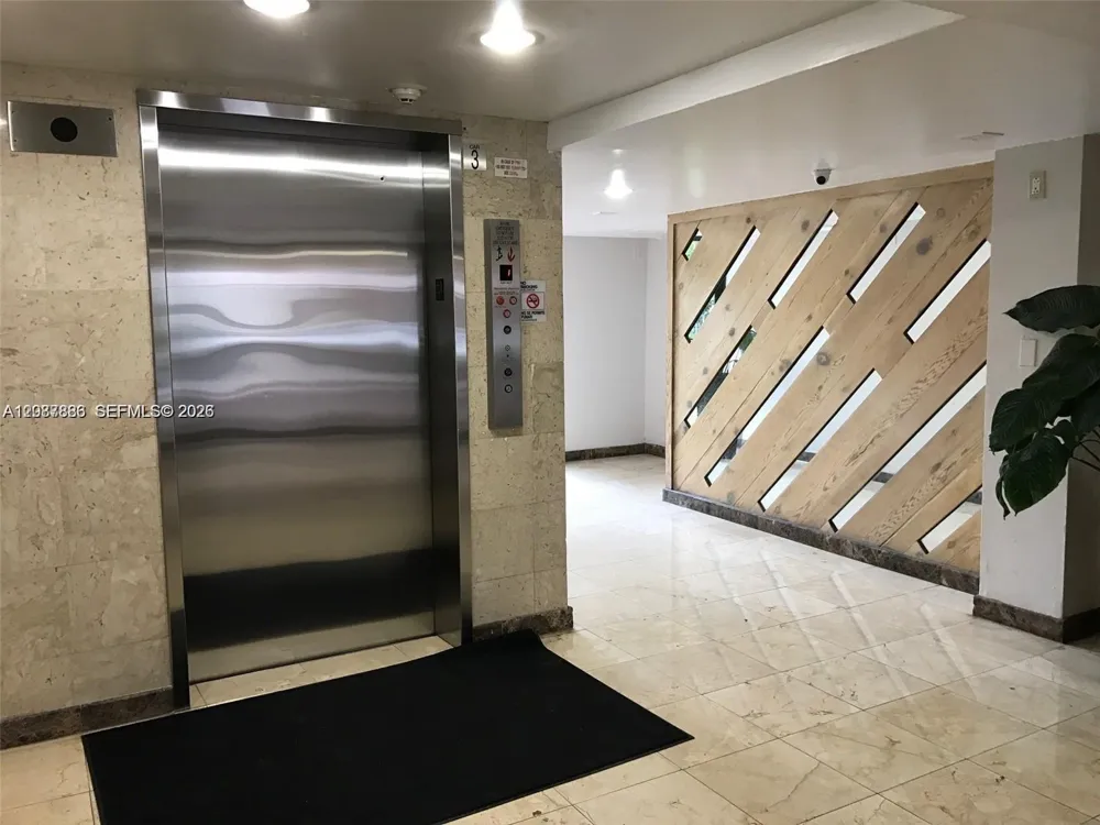 17021 Bay Rd #427-4 Sunny Isles Beach, FL 33160