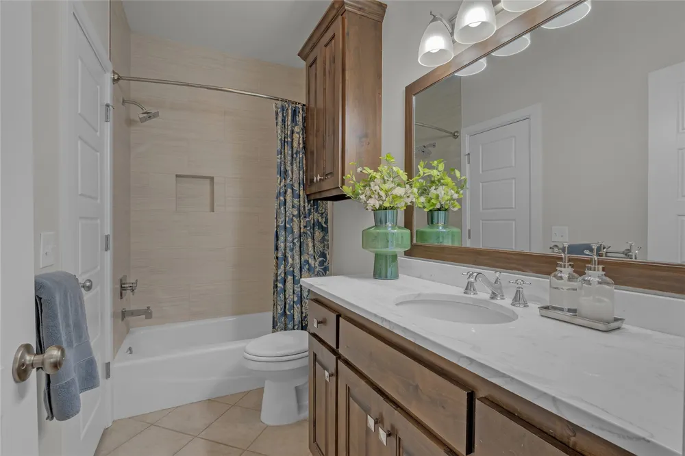 10608 S Nandina Court W Jenks, OK 74037