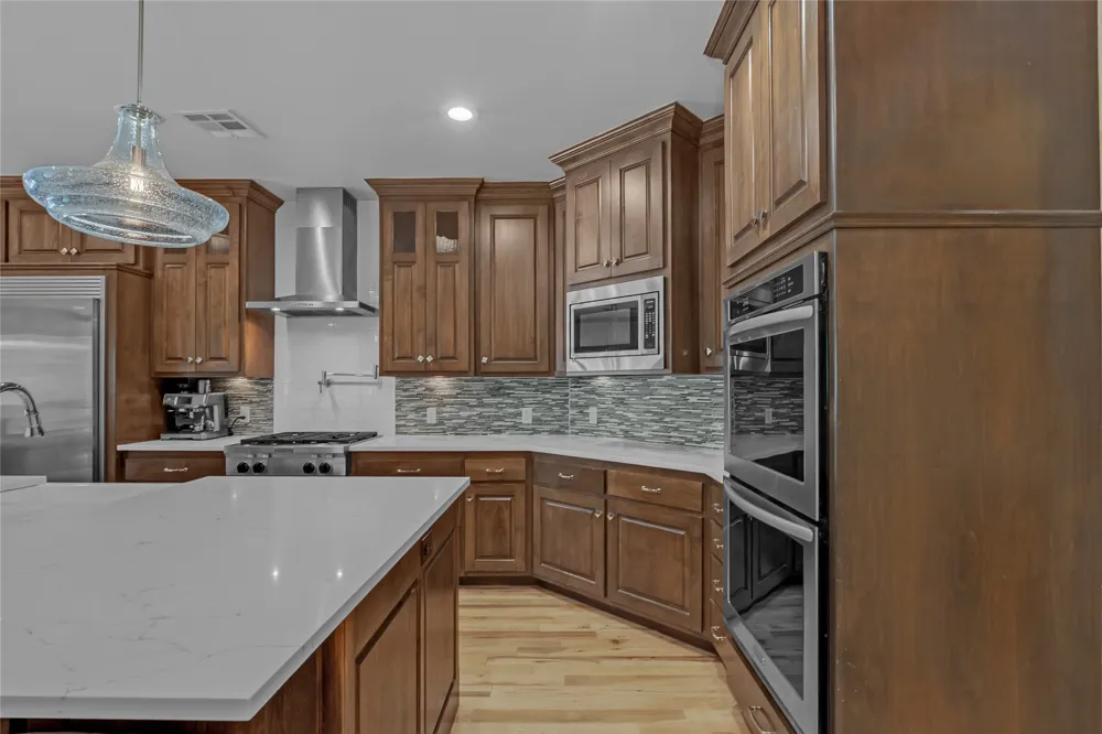 10608 S Nandina Court W Jenks, OK 74037