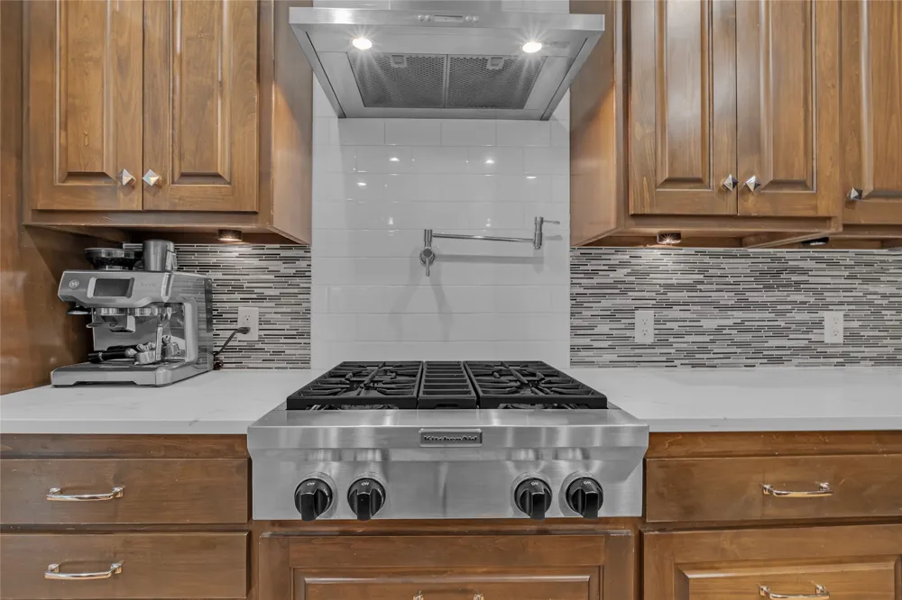 10608 S Nandina Court W Jenks, OK 74037