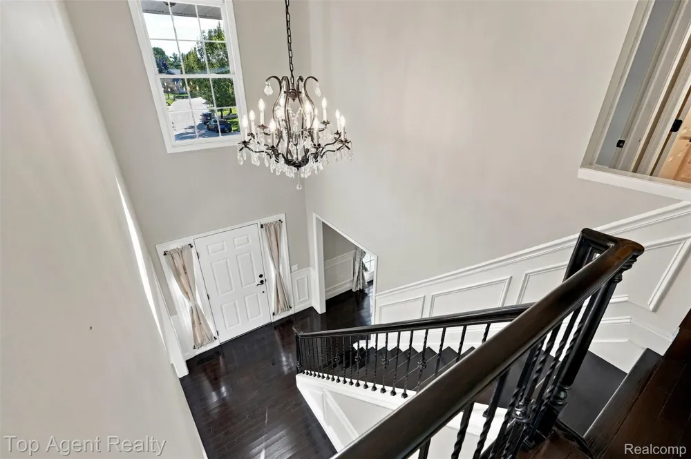 1727 Hillcrest Drive Rochester Hills City, MI 48306