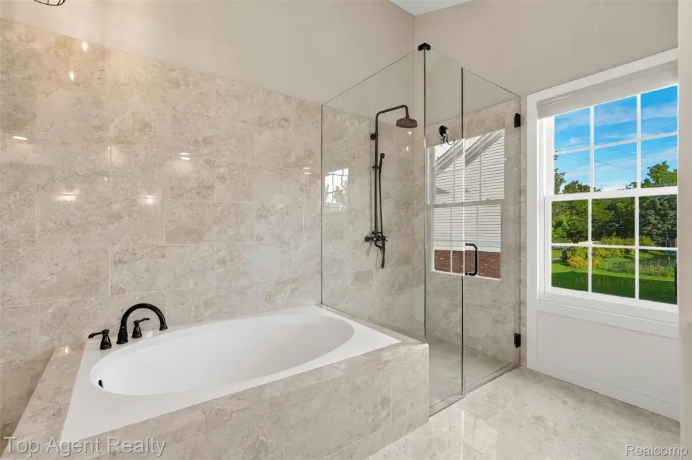 1727 Hillcrest Drive Rochester Hills City, MI 48306