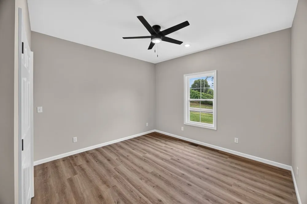 208 E Crawford Ave Monterey, TN 38574