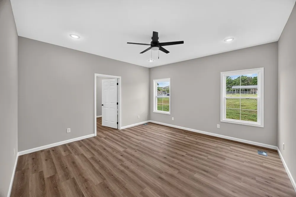 208 E Crawford Ave Monterey, TN 38574