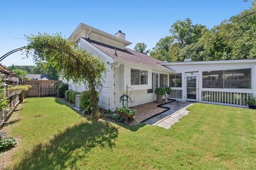 2263 Collinworth Drive Marietta, GA 30062