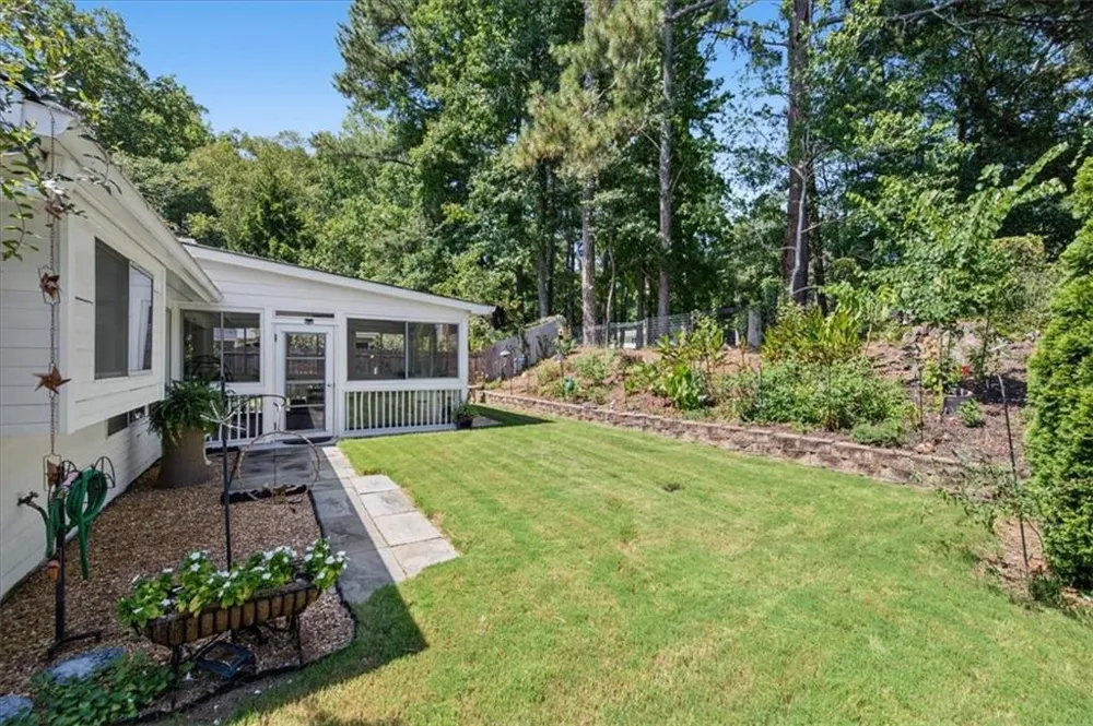 2263 Collinworth Drive Marietta, GA 30062