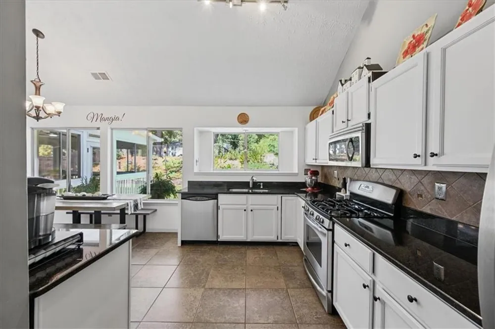 2263 Collinworth Drive Marietta, GA 30062