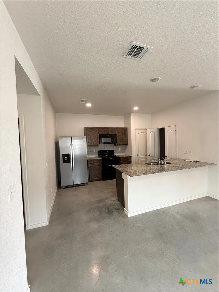 6012 Harriet Tubman Avenue Killeen, TX 76543