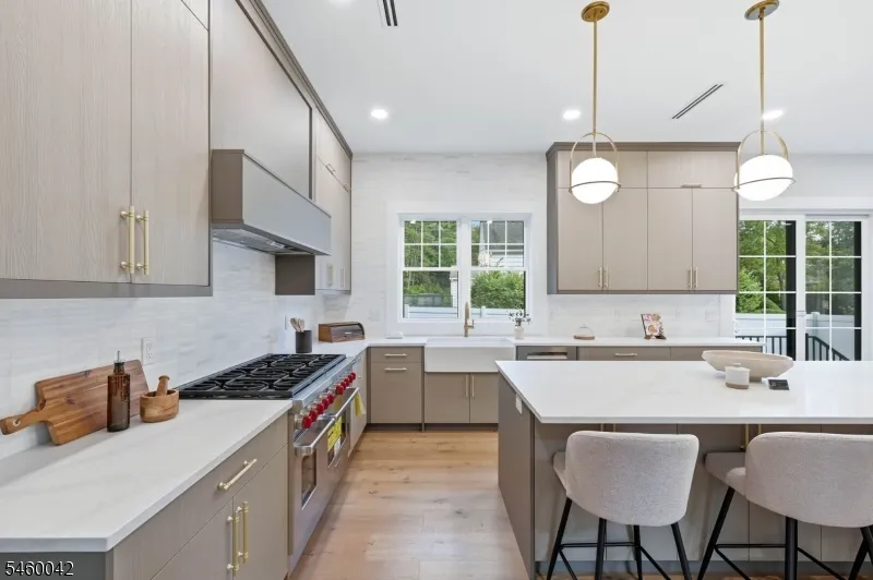4 Athens Rd Millburn, NJ 07078