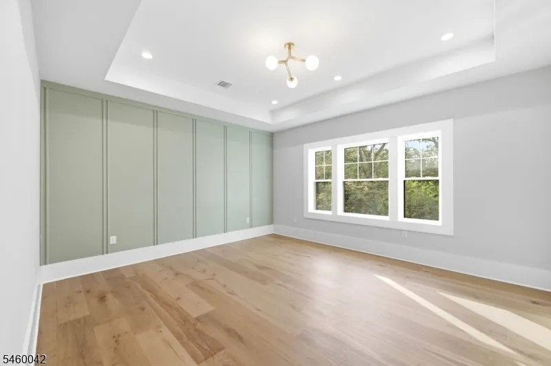 4 Athens Rd Millburn, NJ 07078