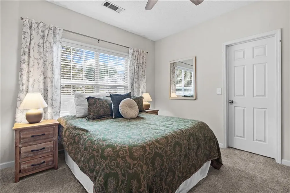 1209 Vinings Forest Lane SE #12 Smyrna, GA 30080