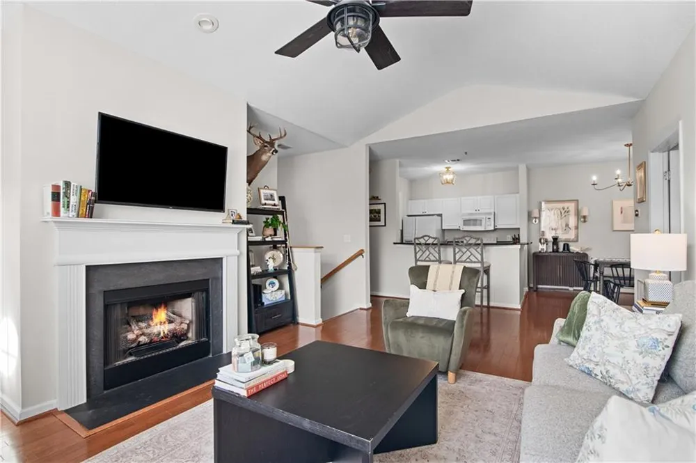 1209 Vinings Forest Lane SE #12 Smyrna, GA 30080