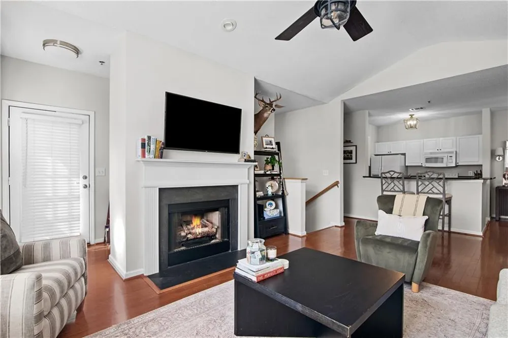 1209 Vinings Forest Lane SE #12 Smyrna, GA 30080