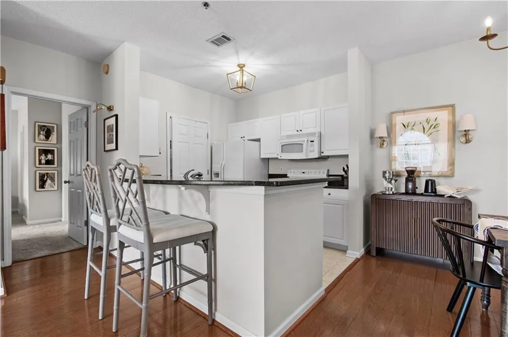 1209 Vinings Forest Lane SE #12 Smyrna, GA 30080