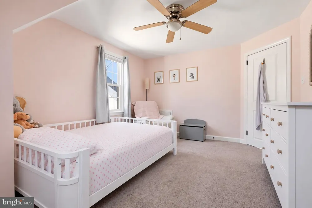 213 FORKLANDING ROAD Maple Shade, NJ 08052