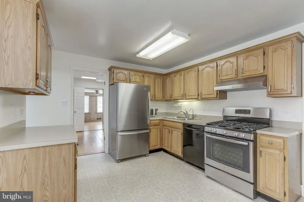 5601 POLLARD ROAD Bethesda, MD 20816