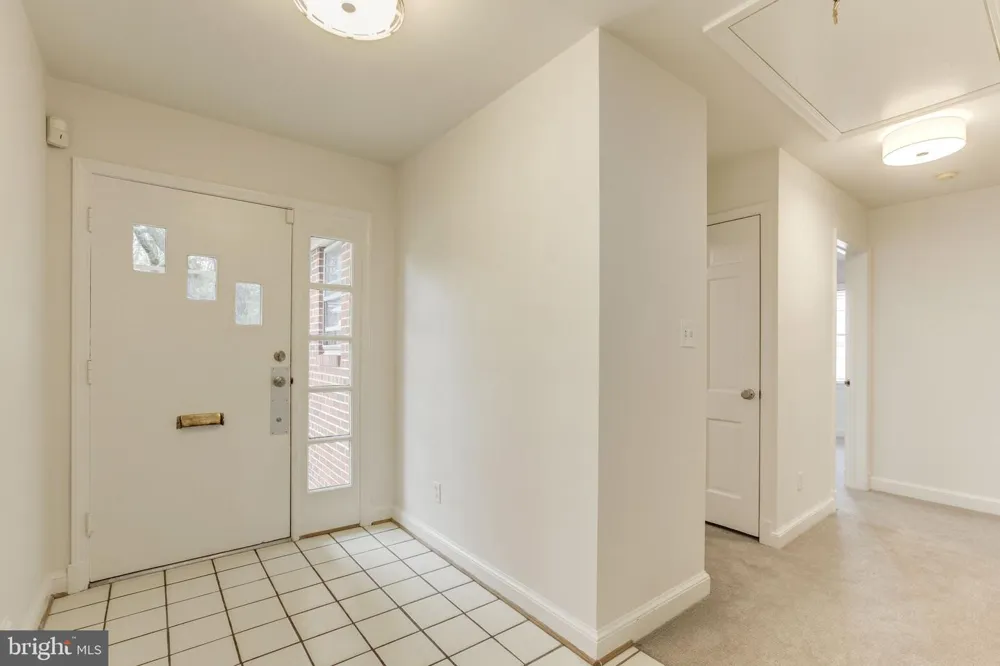 5601 POLLARD ROAD Bethesda, MD 20816