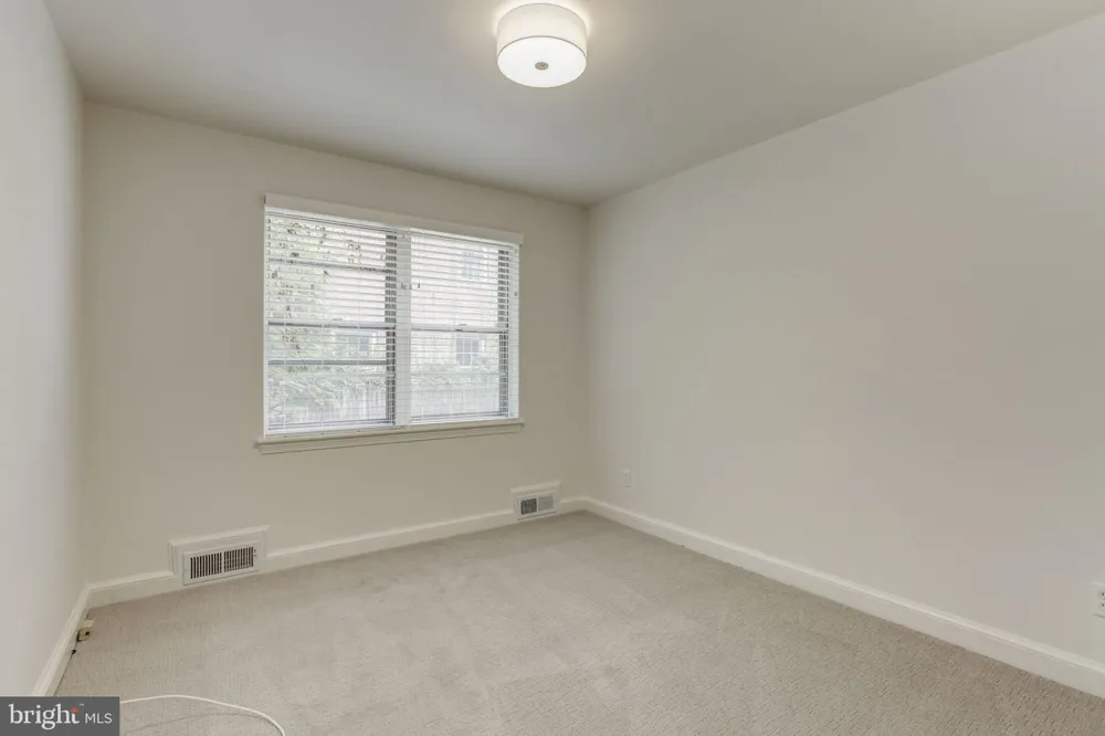 5601 POLLARD ROAD Bethesda, MD 20816