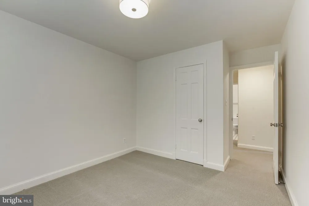 5601 POLLARD ROAD Bethesda, MD 20816