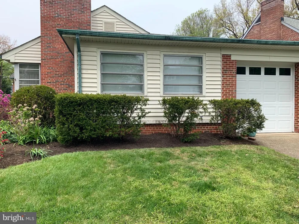 5601 POLLARD ROAD Bethesda, MD 20816