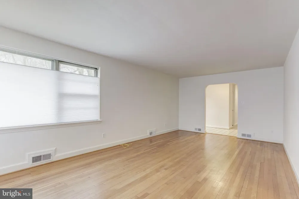 5601 POLLARD ROAD Bethesda, MD 20816